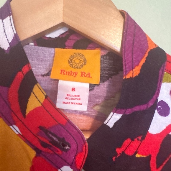 Colorful Floral Jacket - Picture 4 of 4